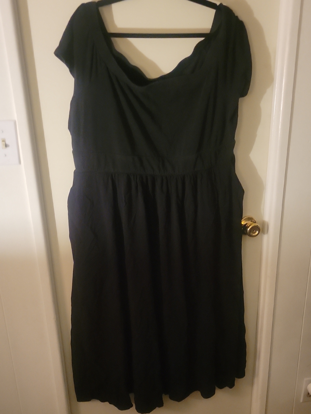 Torrid Classic Black Cap-Sleeve Maxi Dress